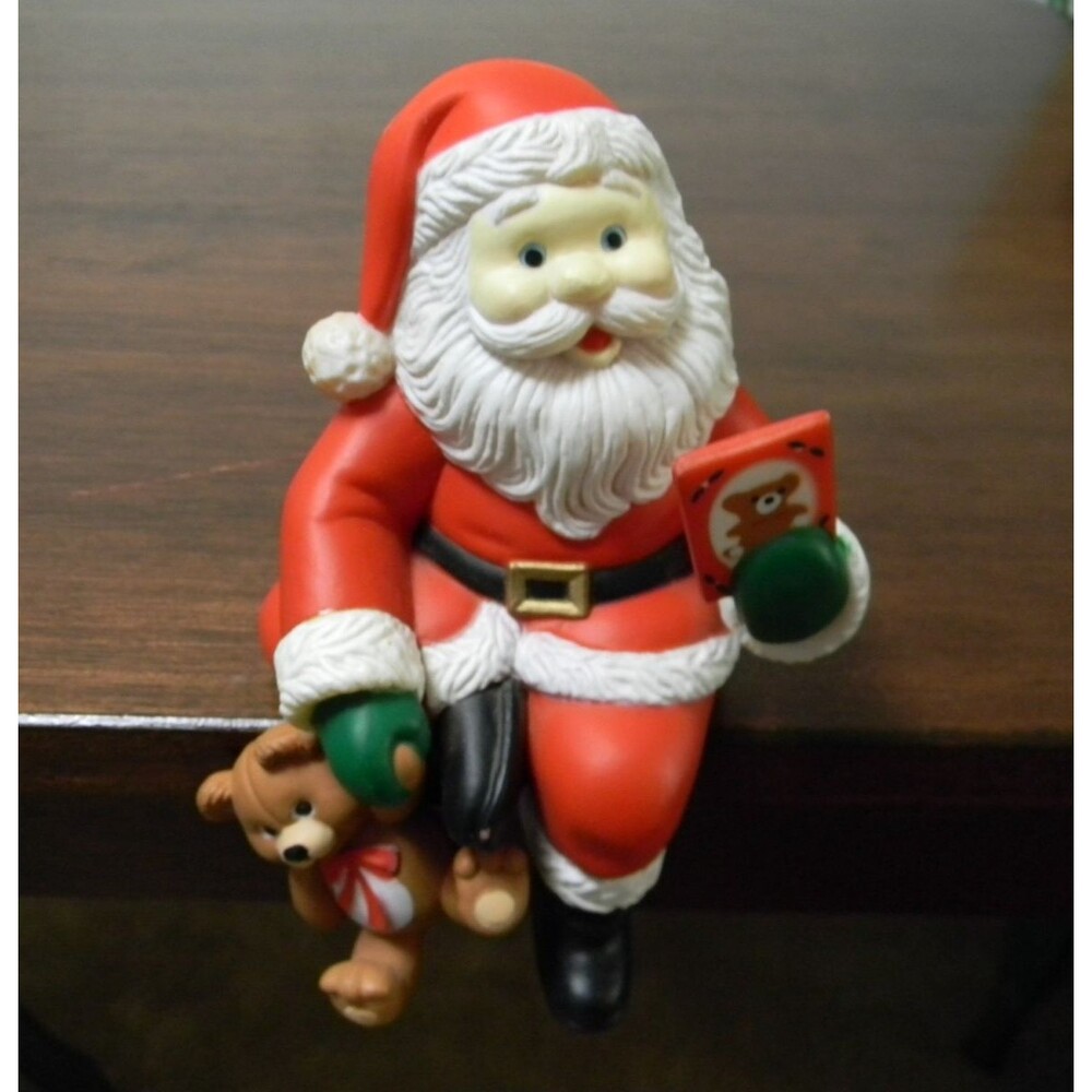 VTG Santa Shelf Sitter Stocking Hanger 1980s Holiday Christmas Decor